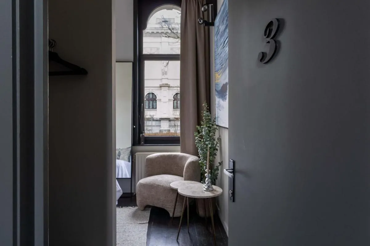Apartment Elegant Balcony Suite Antwerp